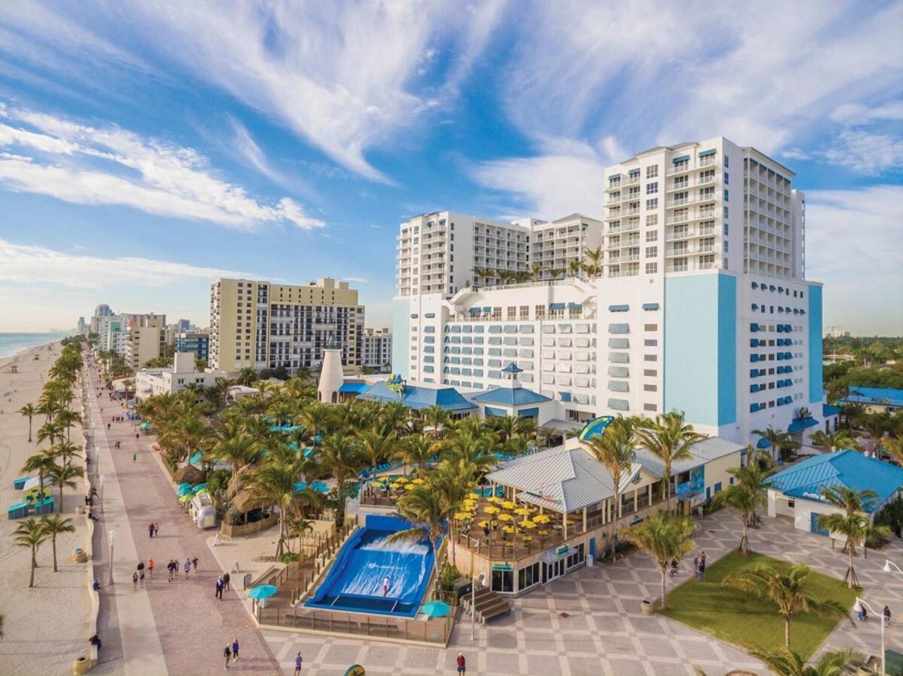 New Stylish 2 Bdrm Mins To & Aventura Mall Hallandale Beach